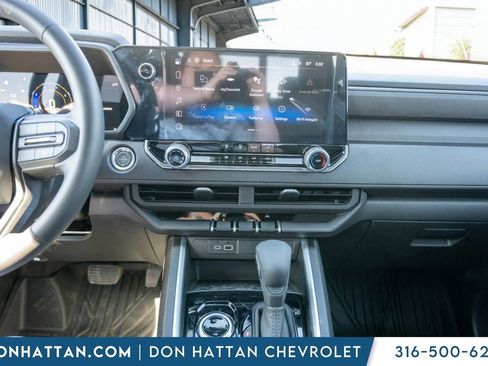 New 2026 Chevrolet Colorado W/T w/ WT Custom Package AWD/4WD image 8