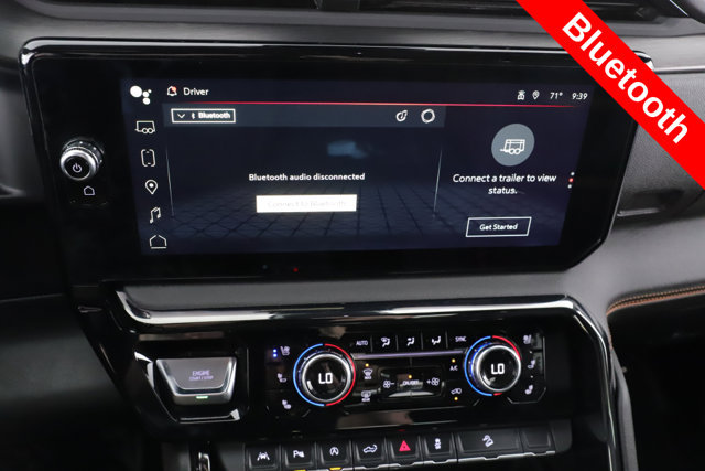 Used 2024 GMC Sierra 1500 AT4 w/ Technology Package AWD/4WD image 5