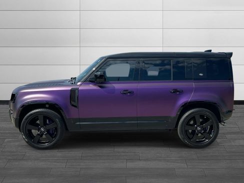 Certified 2024 Land Rover Defender 110 V8 AWD/4WD image 3