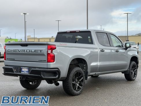 Used 2023 Chevrolet Silverado 1500 Custom Trail Boss w/ LPO, Dark Essentials Package image 5