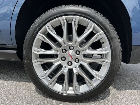 New 2026 GMC Yukon Denali AWD/4WD image 28