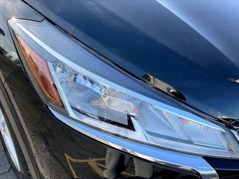 Used 2022 Nissan Kicks S image 26