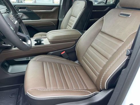 New 2026 GMC Acadia Denali Ultimate w/ LPO, Floor Liner Package image 25