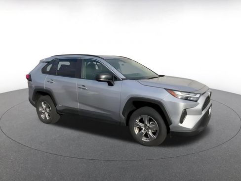 Used 2025 Toyota RAV4 LE image 2