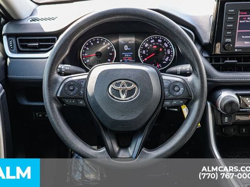 Used 2021 Toyota RAV4 LE image 31