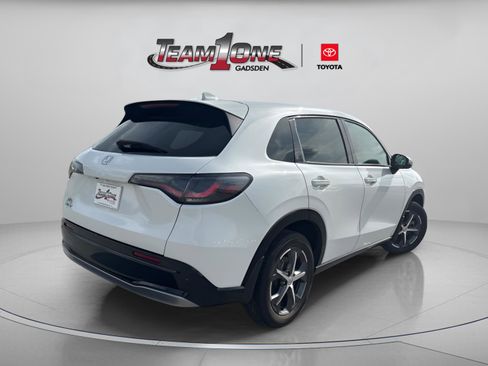 Used 2023 Honda HR-V EX-L image 11