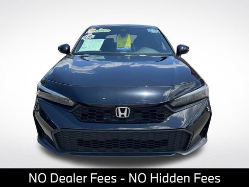 Used 2025 Honda Civic Sport image 4