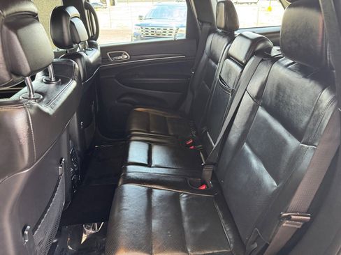 Used 2021 Jeep Grand Cherokee Limited w/ Luxury Group II image 17