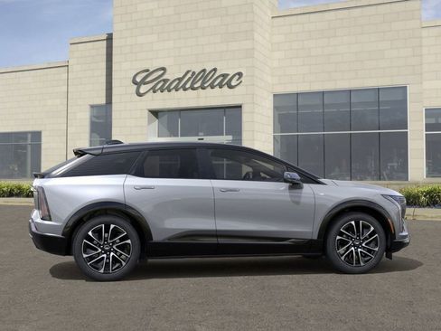 New 2026 Cadillac Optiq Sport 1 image 5