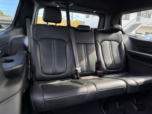 Used 2023 Jeep Wagoneer Series III w/ Flexible Seating Group image 55