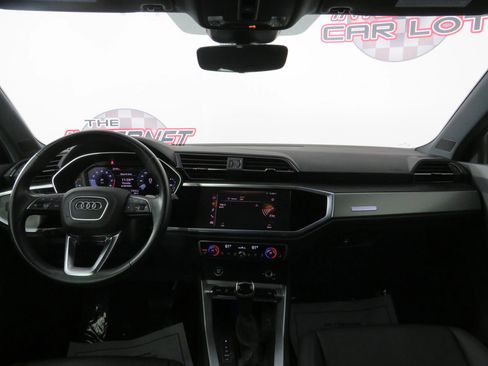Used 2021 Audi Q3 2.0T Premium Plus w/ Premium Plus Package image 11