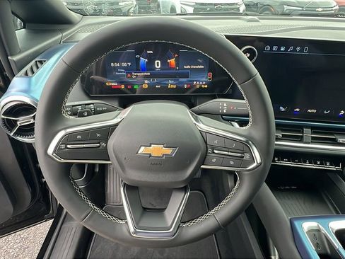 New 2026 Chevrolet Equinox EV LT image 19