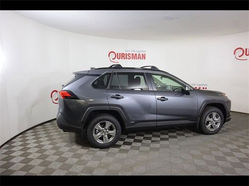 Used 2025 Toyota RAV4 XLE image 10