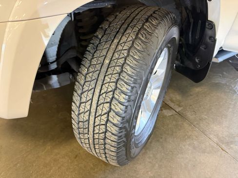 Used 2022 Toyota 4Runner SR5 Premium image 30