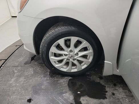 Used 2019 Nissan Sentra SV image 29