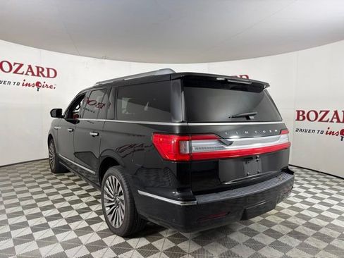 Used 2018 Lincoln Navigator L Reserve w/ Technology Package AWD/4WD image 11