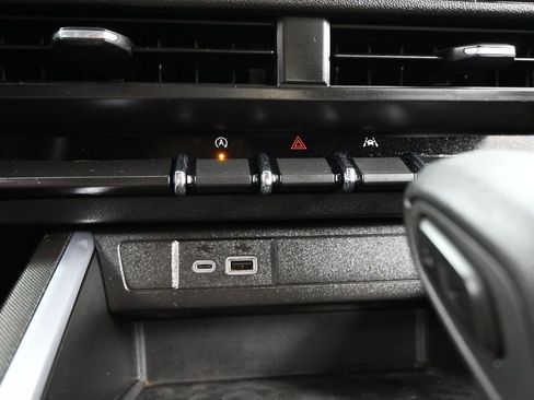 Used 2024 Chevrolet Colorado W/T w/ WT Convenience Package image 26