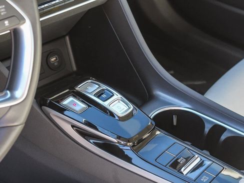 Certified 2023 Hyundai Sonata SEL w/ Convenience Package image 24