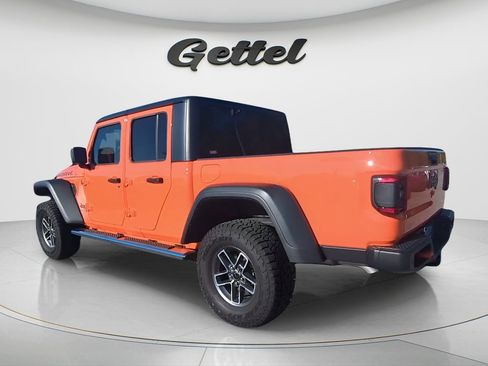 Used 2025 Jeep Gladiator Mojave w/ Safety Group AWD/4WD image 3