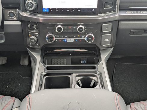 New 2026 Ford F250 4x4 Crew Cab Super Duty image 22