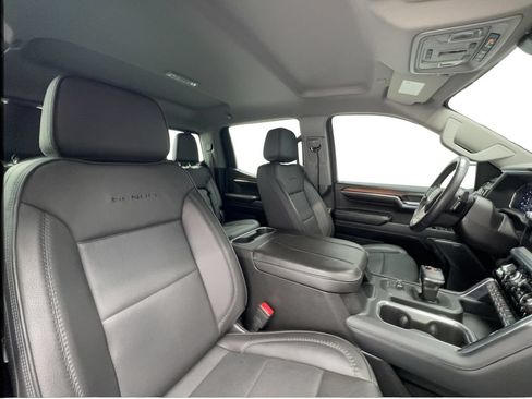Used 2024 GMC Sierra 1500 Denali w/ Technology Package AWD/4WD image 31