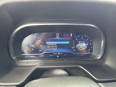 Used 2024 Chevrolet Suburban Premier AWD/4WD image 28