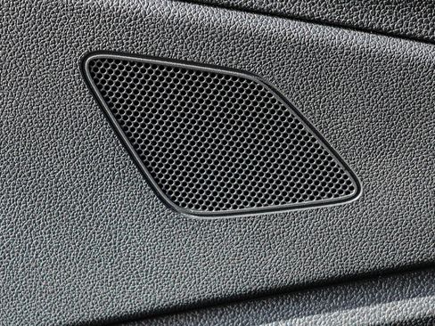 Used 2024 Volkswagen Jetta SE FWD image 43