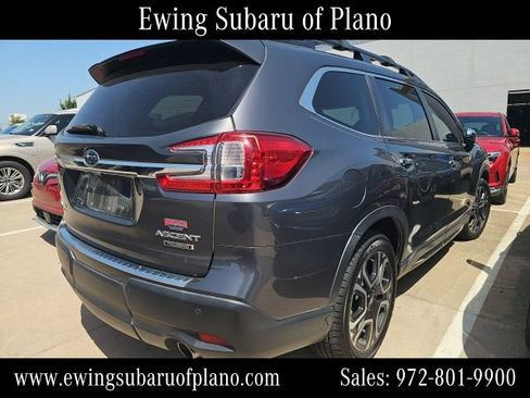 Used 2023 Subaru Ascent Touring AWD/4WD image 3