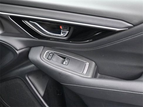 Used 2024 Subaru Outback Limited image 31