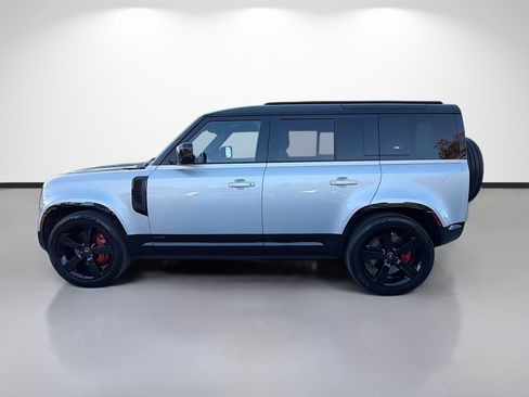 Used 2023 Land Rover Defender 110 X image 2