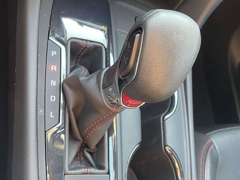 Used 2023 Chevrolet Equinox RS w/ RS Leather Package FWD image 19