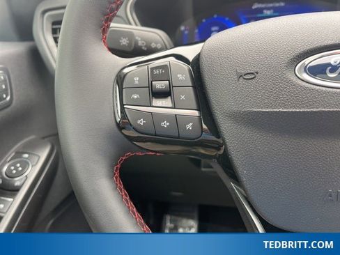 Used 2022 Ford Escape SEL w/ SEL Stealth AWD Package image 28