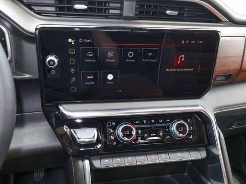 New 2026 GMC Sierra 1500 Denali Ultimate w/ LPO, Black Badging Package AWD/4WD image 17