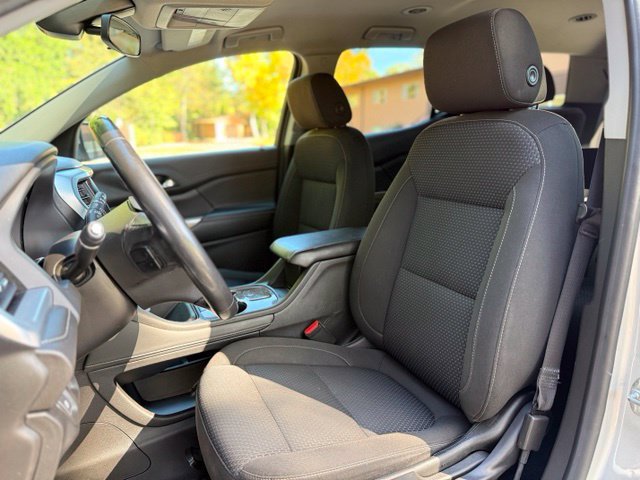 Used 2020 GMC Acadia SLE FWD image 9