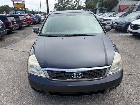 Used 2012 Kia Sedona EX w/ Luxury Pkg FWD image 2