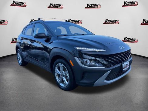 Used 2023 Hyundai Kona SEL image 3