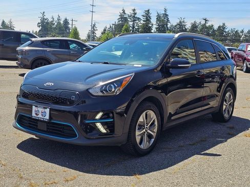 Used 2020 Kia Niro EX Premium w/ Cold Weather Package FWD image 3