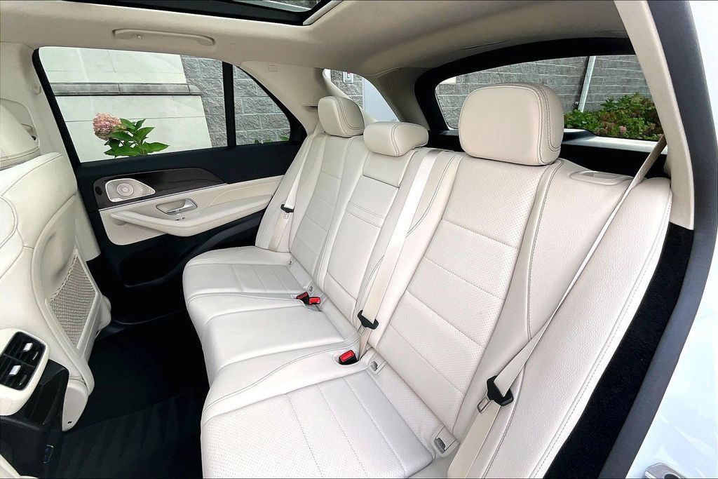 Used 2026 Mercedes-Benz GLE 450 4MATIC image 28