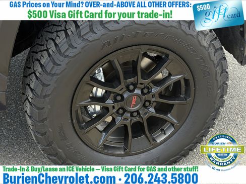 Used 2025 Toyota Tundra Limited w/ TRD Off-Road Package AWD/4WD image 34