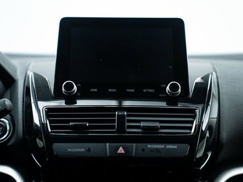 Used 2024 Mitsubishi Eclipse Cross LE image 19