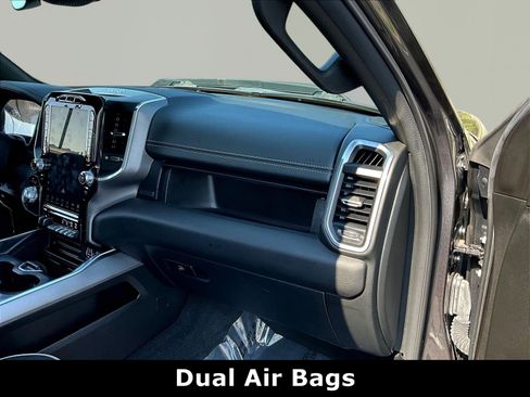 Used 2023 RAM 1500 Laramie AWD/4WD image 25