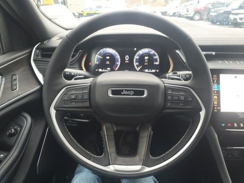 New 2026 Jeep Grand Cherokee Limited AWD/4WD image 15