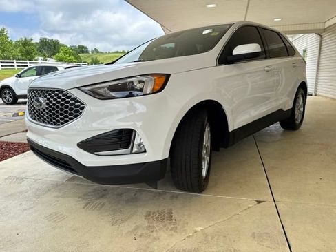 Used 2024 Ford Edge SEL w/ Convenience Package AWD/4WD image 11