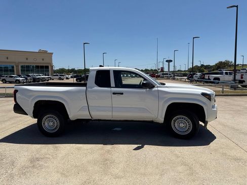 Used 2024 Toyota Tacoma SR RWD image 13