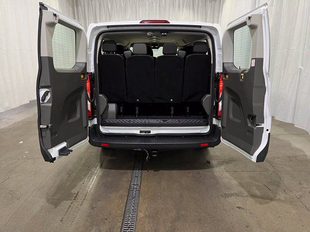 Used 2024 Ford Transit 350 XLT RWD image 13