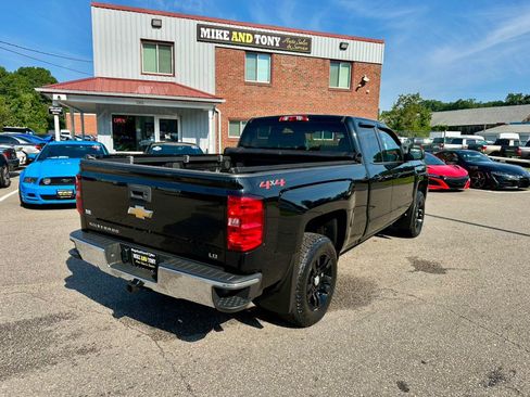 Used 2019 Chevrolet Silverado 1500 LT w/ All Star Edition AWD/4WD image 6