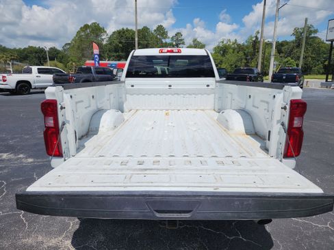 Used 2023 Chevrolet Silverado 3500 W/T image 9