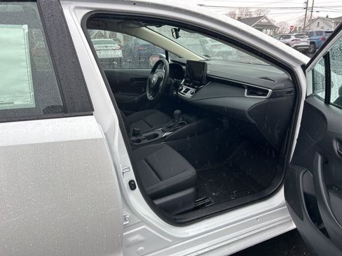 New 2026 Toyota Corolla LE image 9