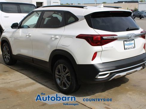 Used 2023 Kia Seltos S w/ Navigation Package AWD/4WD image 4