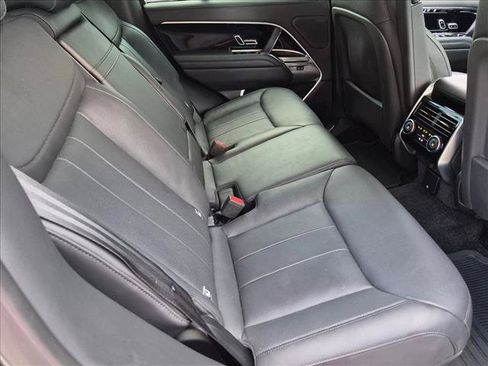 Used 2024 Land Rover Range Rover SE AWD/4WD image 21